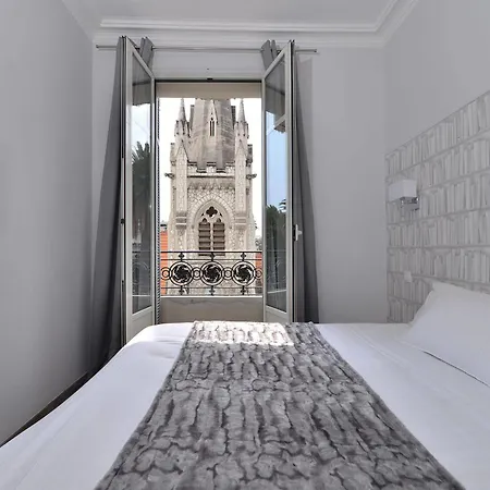La Victor Hugo Hotel 3*